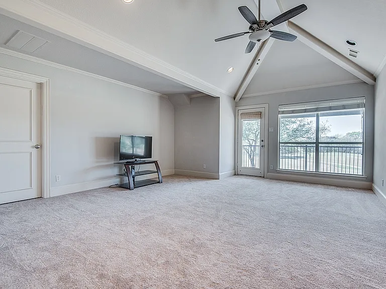 809 Glen Rose Dr — Photo 23