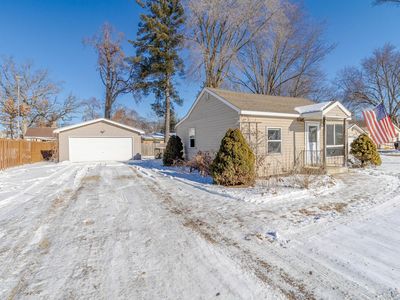 W1060 Golden Glow ROAD, Genoa City, WI, 53128