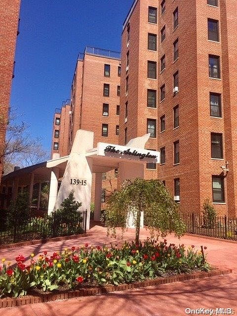 1st image of 139-15 83 Avenue #304
