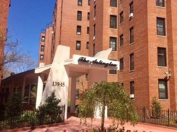 139-15 83 Avenue #304, Briarwood, NY 11435