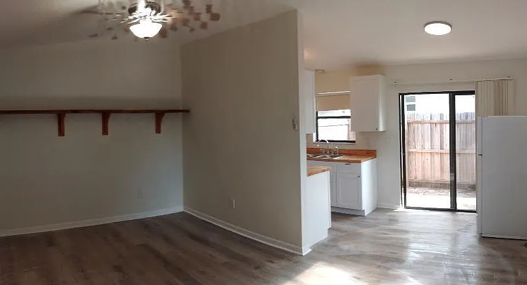 1187 E Spruce St #A — Photo 10