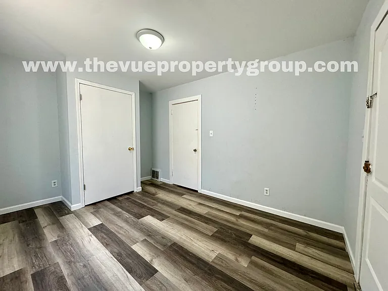 59 S 18th St — Photo 11