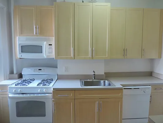 Rented by Living New York | media 12