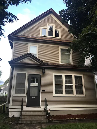 1403 Washington St NE #1 Photo 1