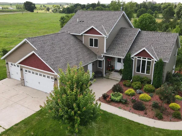 31058 141st Ave, New Prague, MN 56071