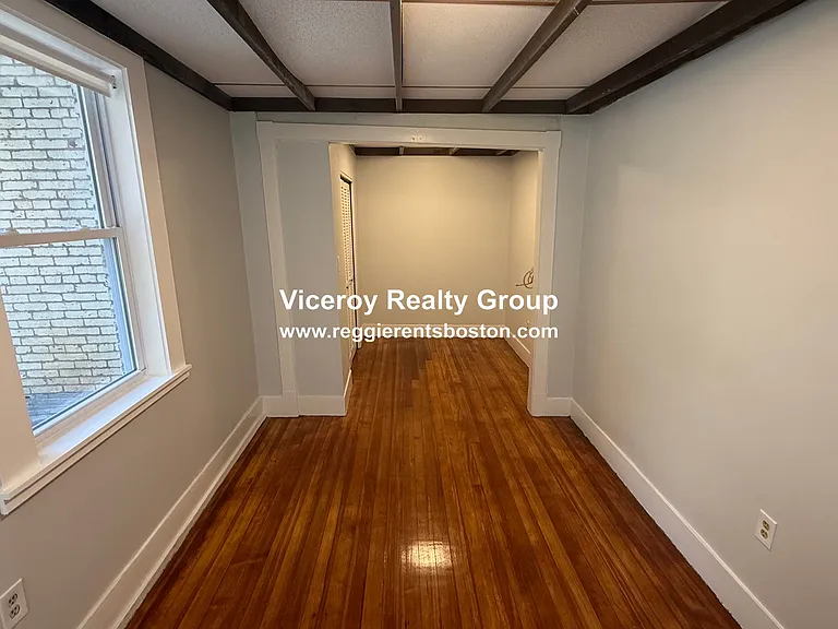 232 Cambridge St #4V — Photo 4