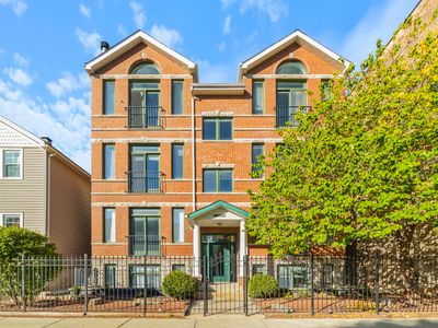 2106 W Erie St #1E, Chicago, IL, 60612