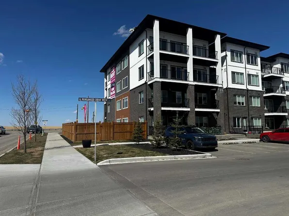 6 S Merganser Dr W #4102, Chestermere, AB T1X 1K9
