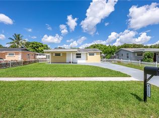 4111 SW 56th Ave, Davie, FL 33314