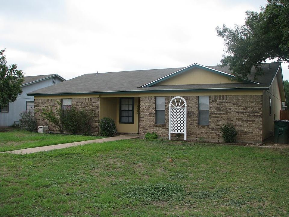 1st image of 1118 S Concho Park Dr