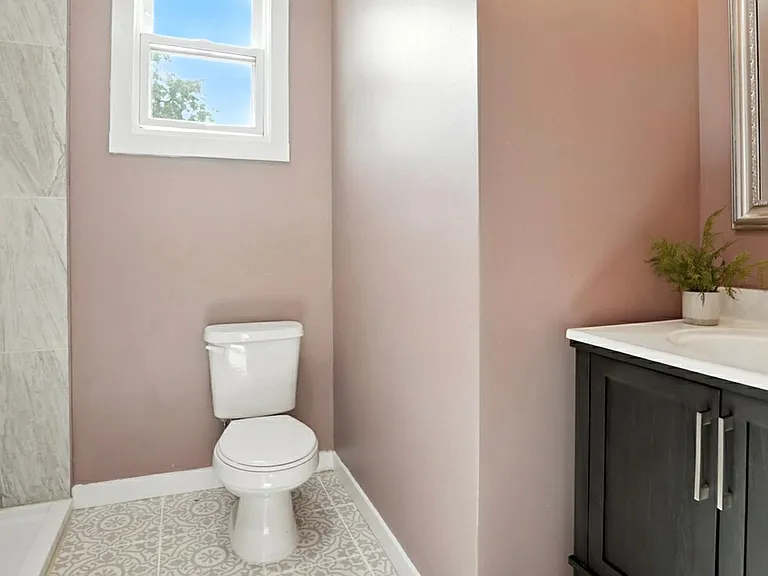 622 Grove Ave — Photo 14