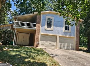 5784 Albans Cir, Lithonia, GA 30058