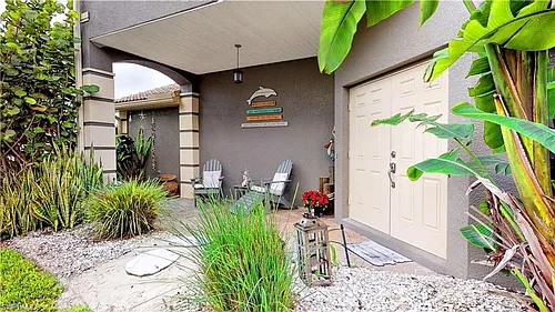 8995 Spring Mountain Way Photo 1
