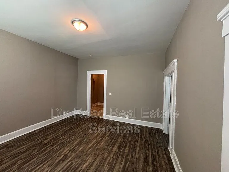 545 Rockdale Ave #1 — Photo 8
