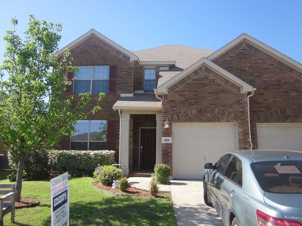 425 Sugarberry Lane