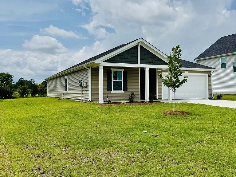 809 Rivas Way — Photo 3