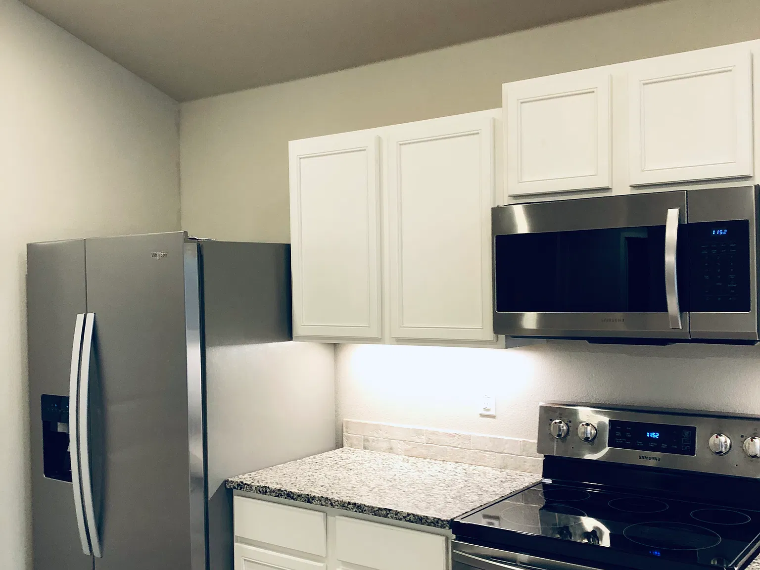 3 bed, 1615 sqft, $1,950 — Photo 3