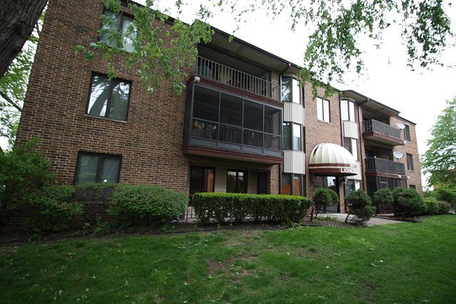 1st image of 13535 S Lamon Ave APT 101