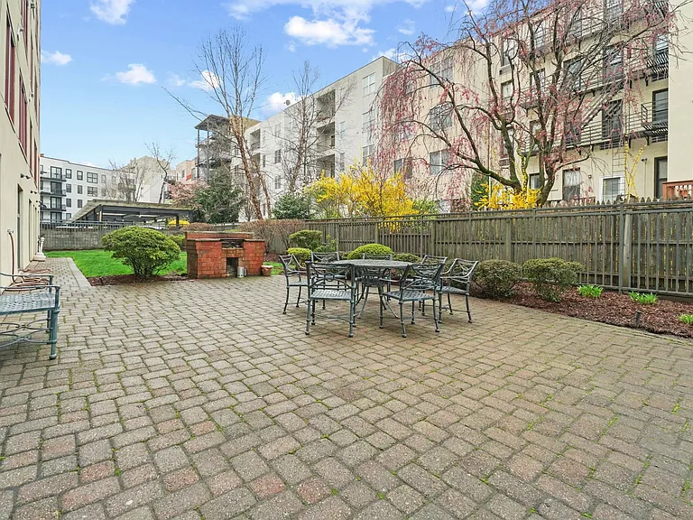 84 Adams St #5C — Photo 26