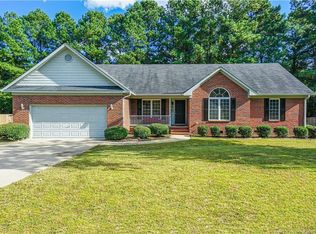 810 Shortridge Rd, Fayetteville, NC 28303