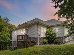 2394 Roberts Bend Rd, Burnside, KY 42519