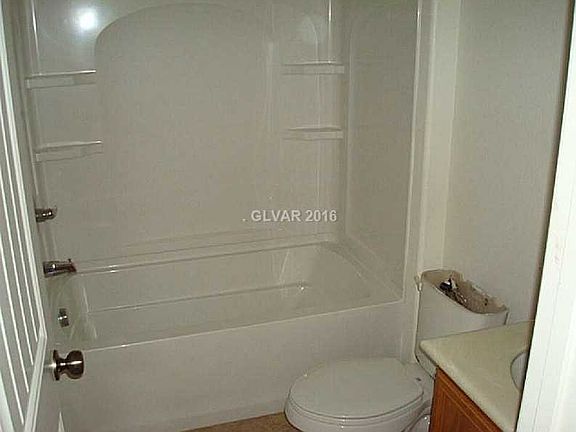 5th image of 10083 Hollis Mountain Ave