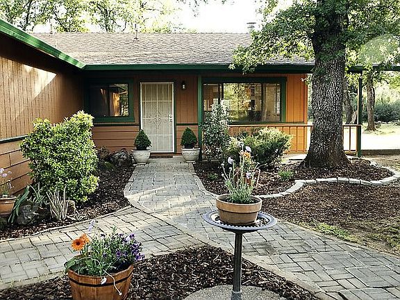 Front walkway entrance