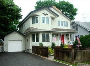 400 5th Ave, Cedarhurst, NY 11516