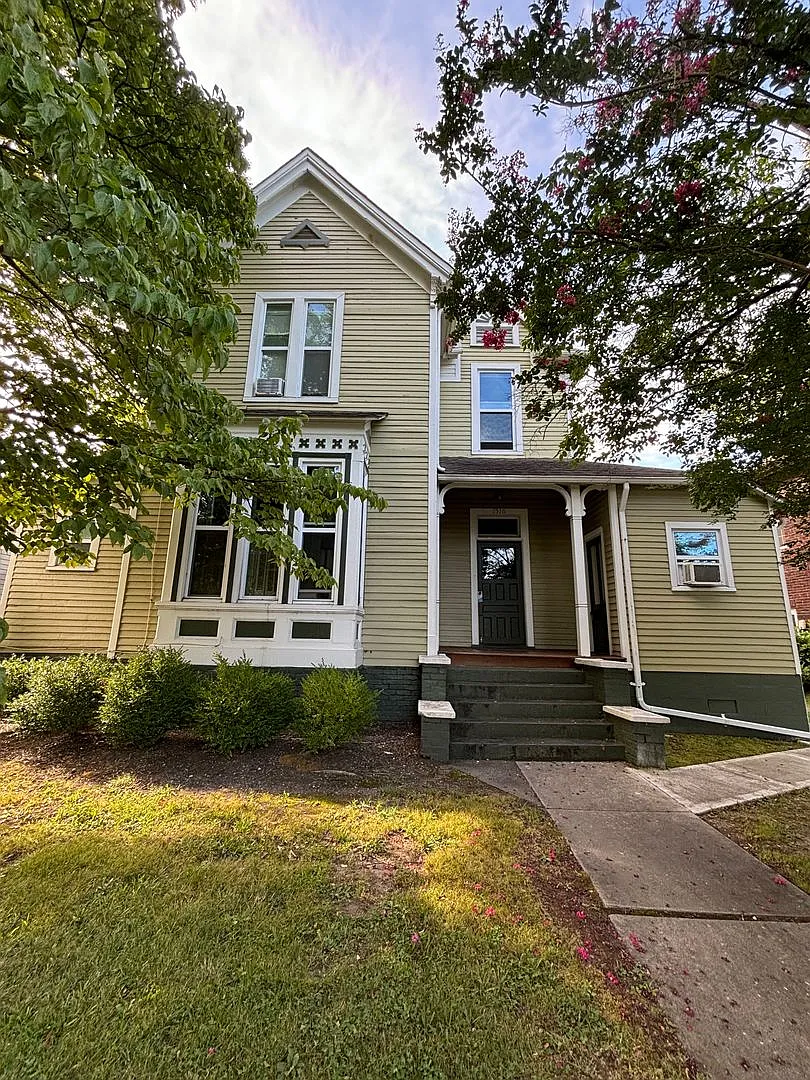 1516 Highland Ave — Photo 1
