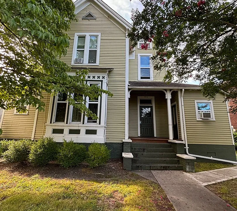 1516 Highland Ave