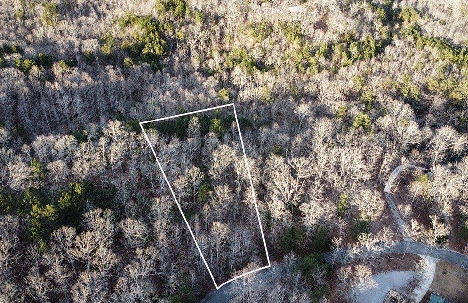 2nd image of 22 Laurelwood