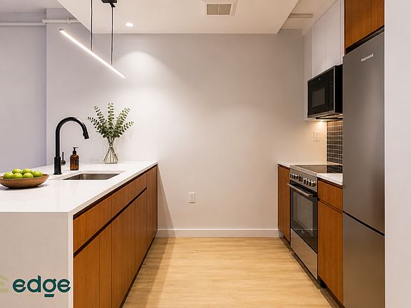 4th image of 276 Grand Concourse APT 818