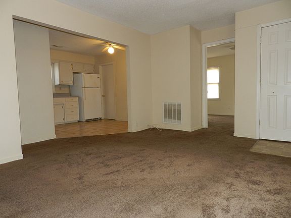 3rd image of 5711 Manchester Ave