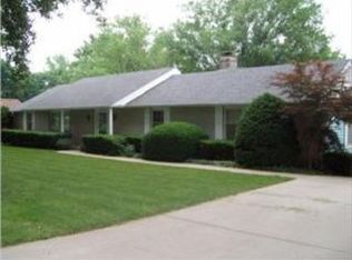 1120 Manchester Rd, Liberty, MO 64068