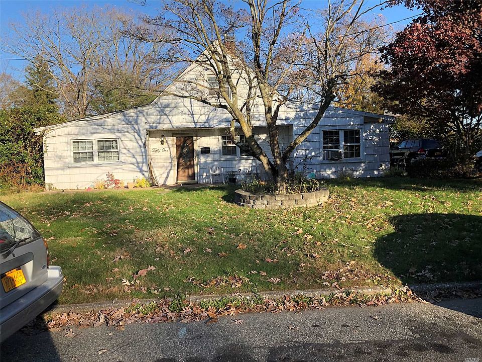 1st image of 51 Totten Ave