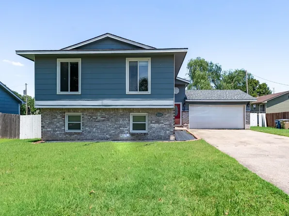 2416 E Loper St, Wichita, KS 67219
