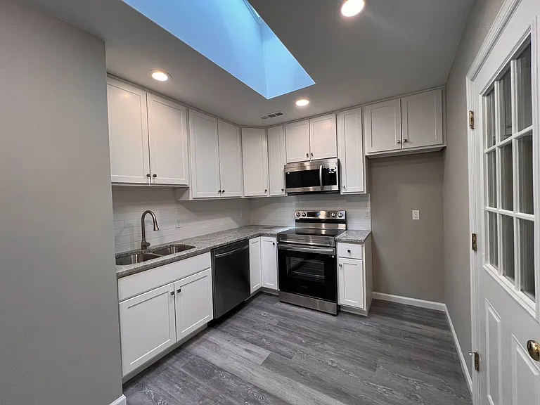 5477 Mauser St #C — Photo 4