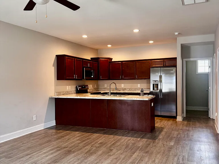 314 S Stingray Ln — Photo 7