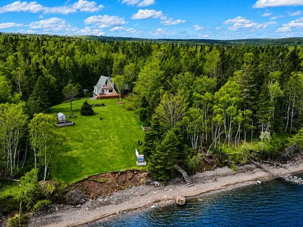 1595 W Bay Rd, Dundee, NS B0E 3K0
