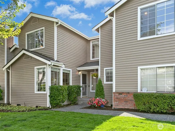 24325 SE 41st Lane #61, Sammamish, WA 98029