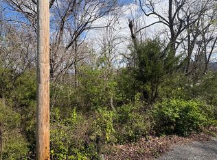 113 Alabama Ave, Etowah, TN 37331