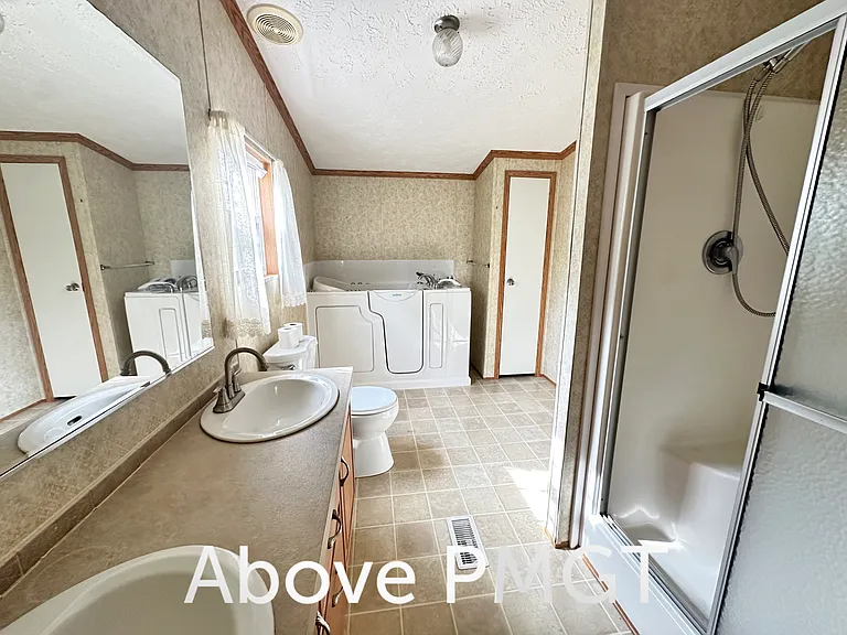 1010 Burnt Chimney Rd — Photo 12