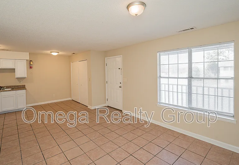 The Cove Apartments — Photo 20