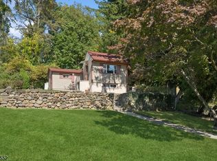 246 Runnymede Rd, West Caldwell, NJ 07006