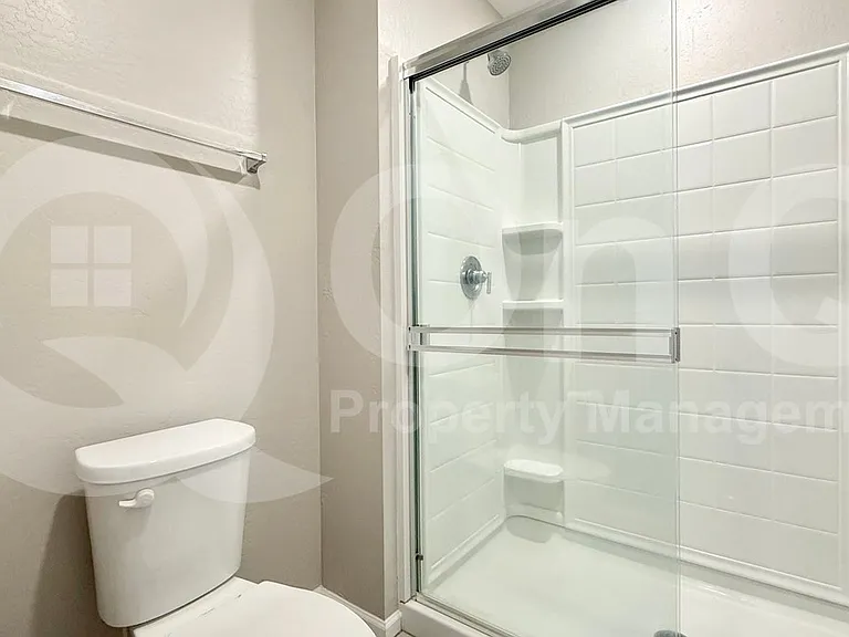 17381 W Daley Ln — Photo 16