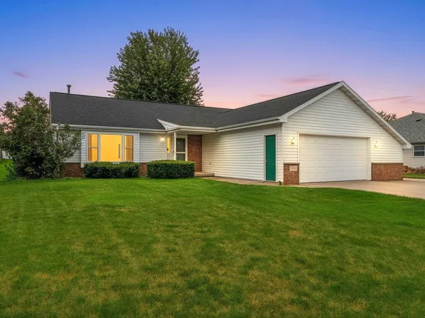 W2527 Skyview Ct, Appleton, WI 54915