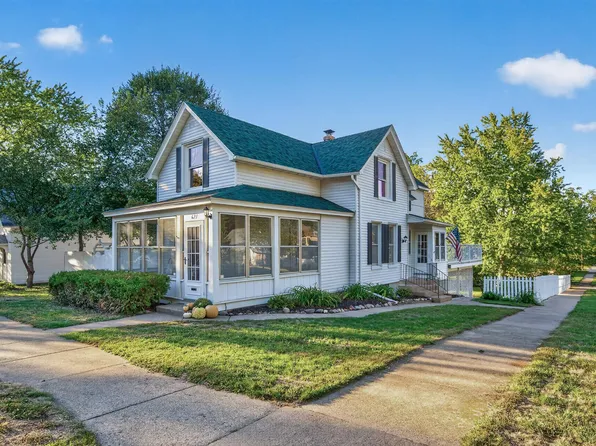 627 Locust St, Hudson, WI 54016