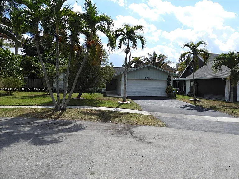 9331 NW 33rd Mnr — Photo 1
