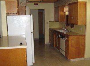 6516 S Land Park Dr, Sacramento, CA 95831