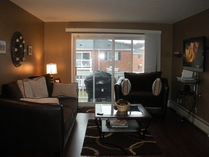 1st image of 2420 Parmenter Blvd APT 205
